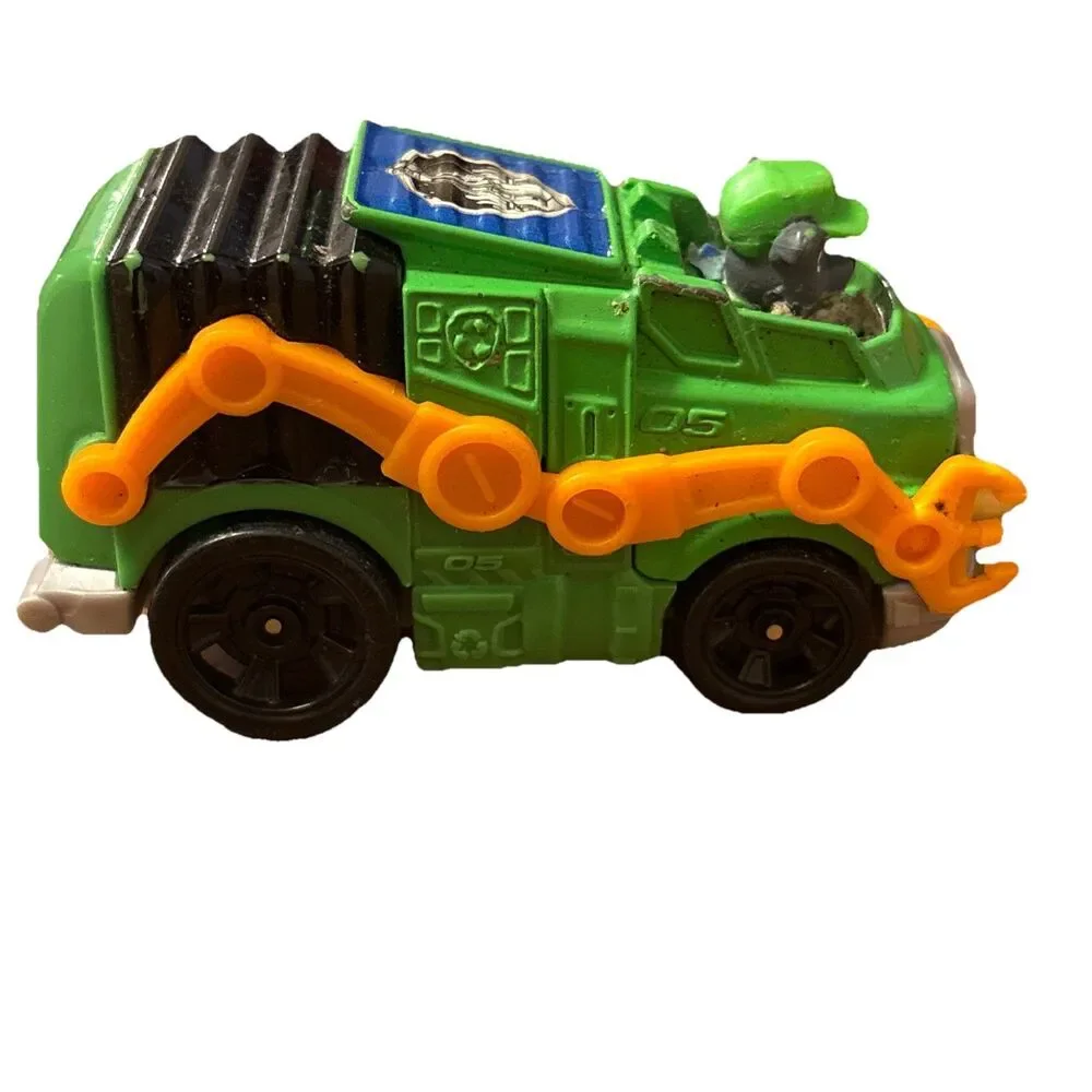 Paw Patrol The Movie True Metal Rocky Diecast Vehicle Spin Master 1:64